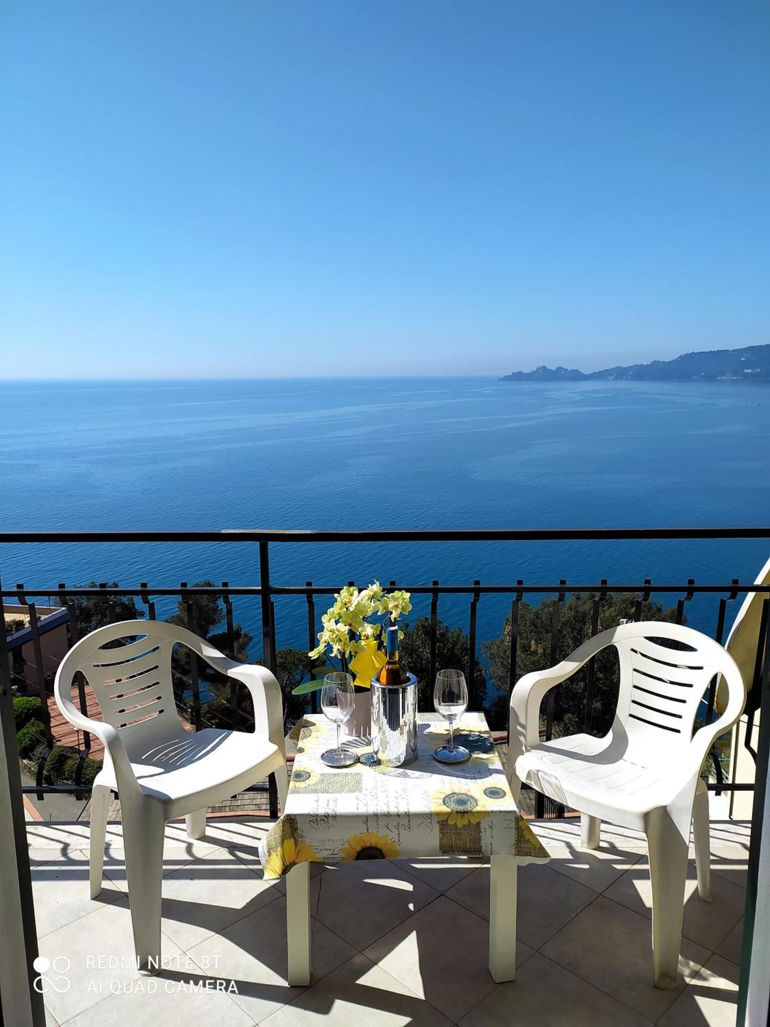Apartamento Davanti Al Mare E A Portofino - In Front Of The Sea And Portofino Zoagli Exterior foto
